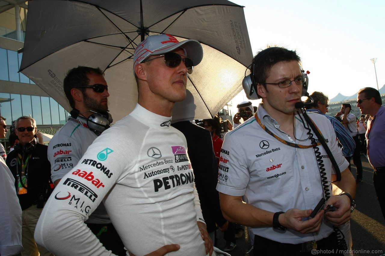 GP ABU DHABI, 13.11.2011- Gara, Michael Schumacher (GER), Mercedes GP Petronas F1 Team, MGP W02 
