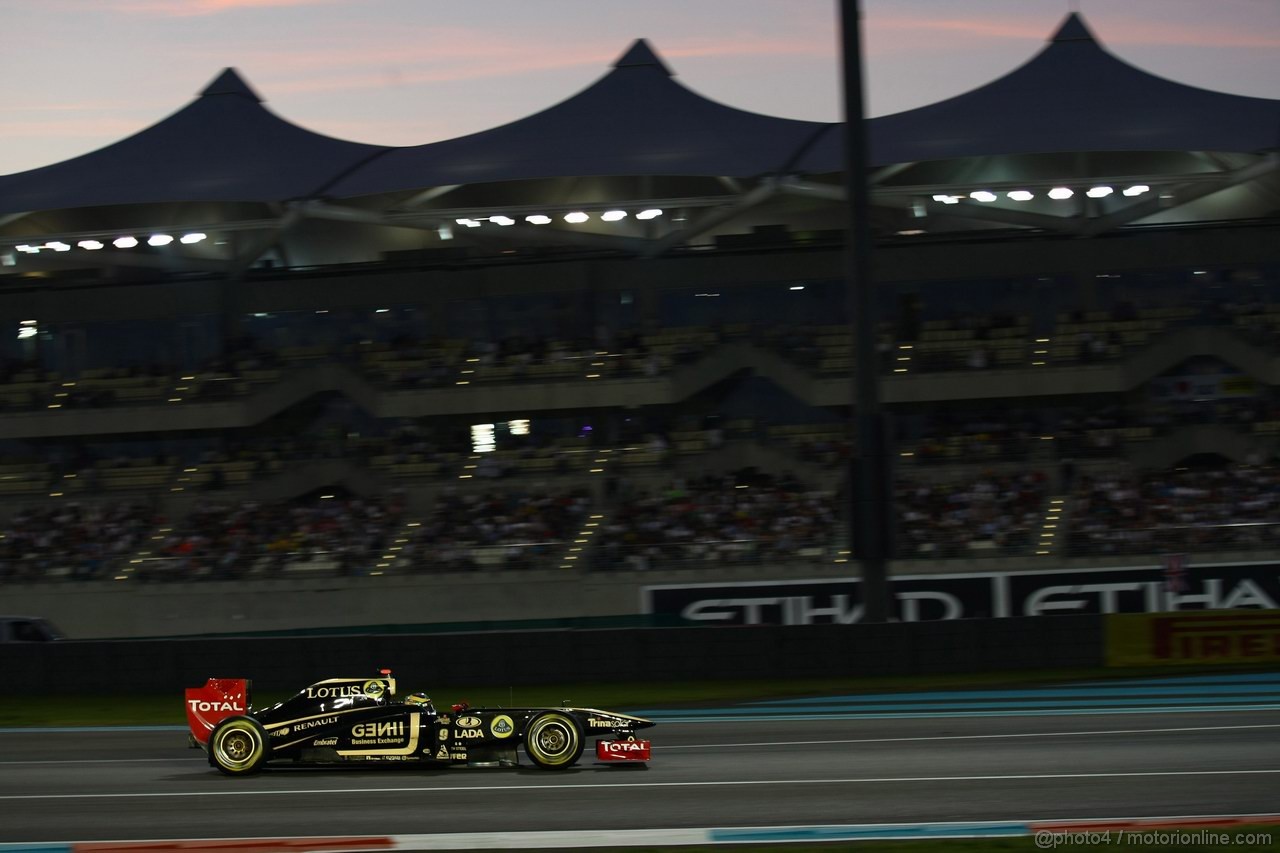 GP ABU DHABI, 13.11.2011- Gara, Bruno Senna (BRA), Lotus Renault GP R31 