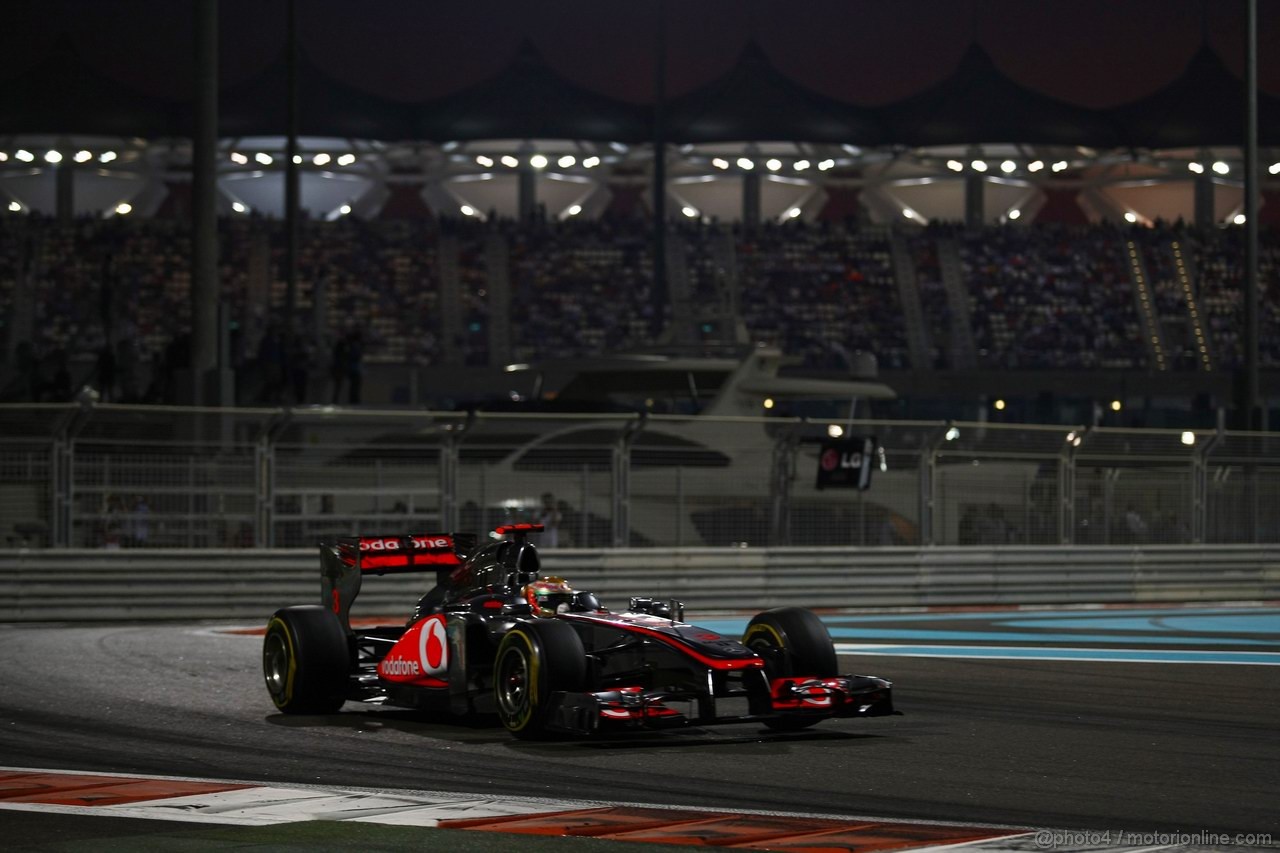 GP ABU DHABI, 13.11.2011- Gara, Lewis Hamilton (GBR), McLaren  Mercedes, MP4-26 