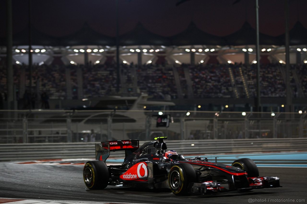 GP ABU DHABI, 13.11.2011- Gara, Jenson Button (GBR), McLaren Mercedes, MP4-26