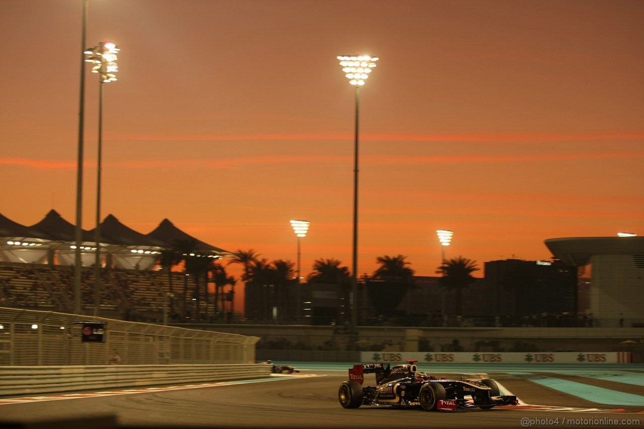 GP ABU DHABI, 13.11.2011- Gara, Bruno Senna (BRA), Lotus Renault GP R31 