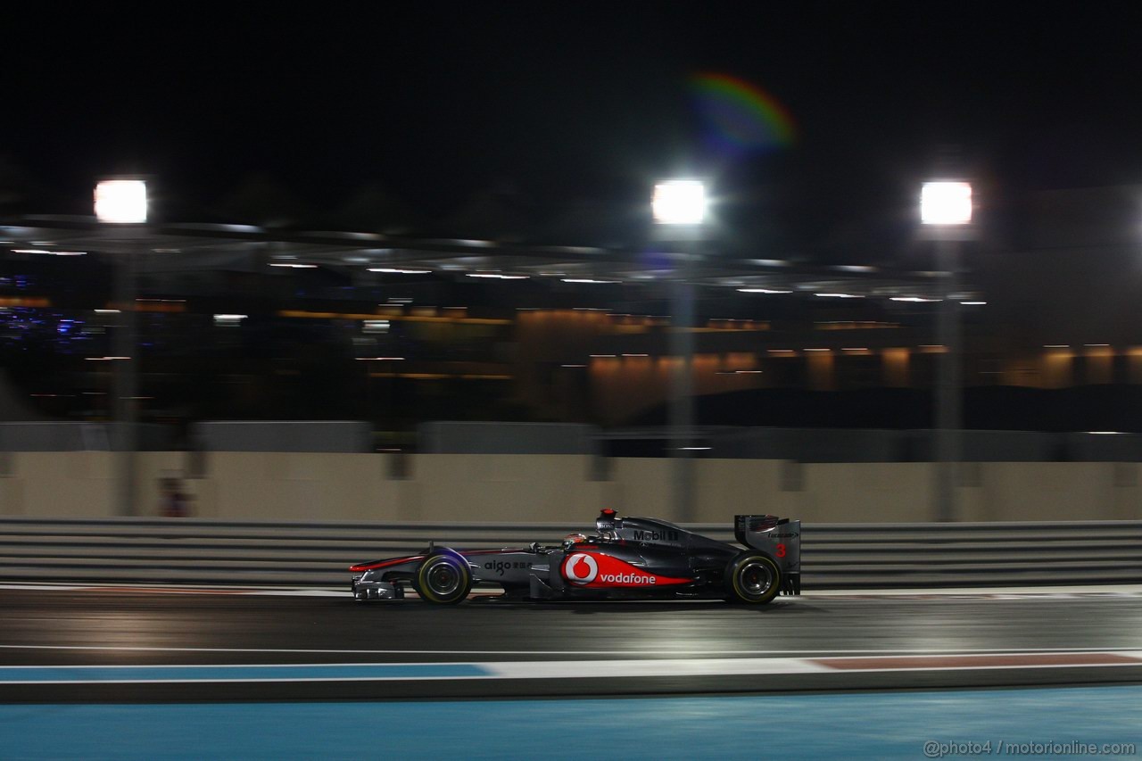 GP ABU DHABI, 13.11.2011- Gara, Lewis Hamilton (GBR), McLaren  Mercedes, MP4-26 