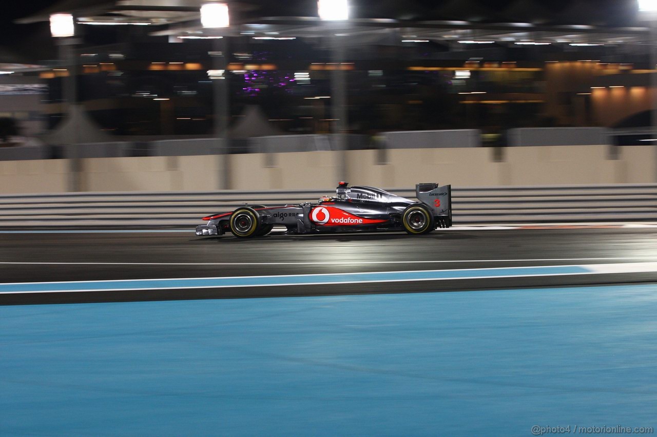 GP ABU DHABI, 13.11.2011- Gara, Lewis Hamilton (GBR), McLaren Mercedes, MP4-26