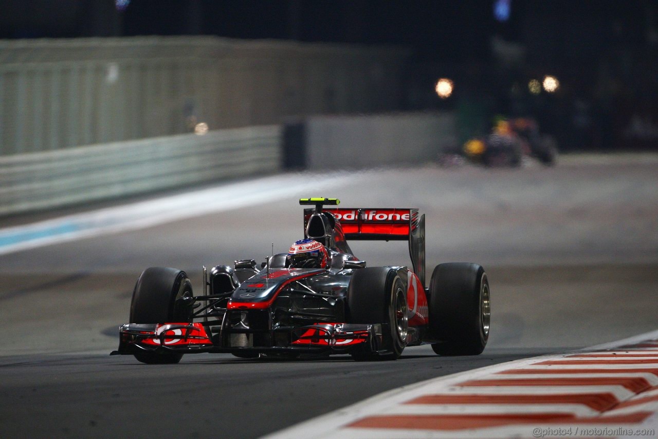 GP ABU DHABI, 13.11.2011- Gara, Jenson Button (GBR), McLaren Mercedes, MP4-26