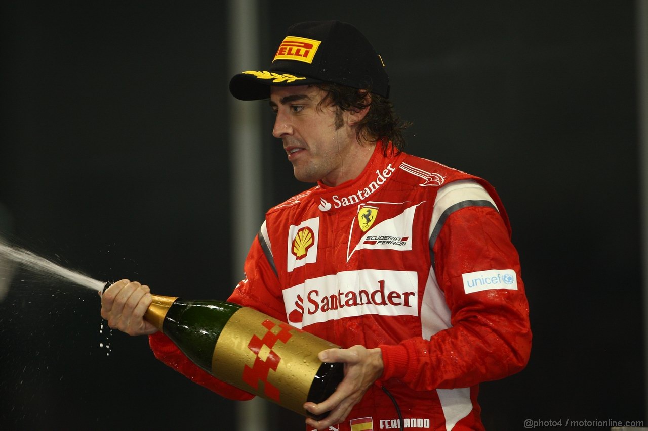 GP ABU DHABI, 13.11.2011- Gara, Fernando Alonso (ESP), Ferrari, F-150 Italia secondo 
