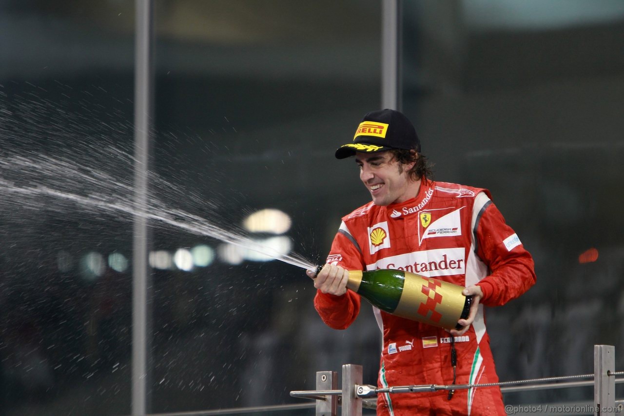 GP ABU DHABI, 13.11.2011- Gara, Fernando Alonso (ESP), Ferrari, F-150 Italia secondo
