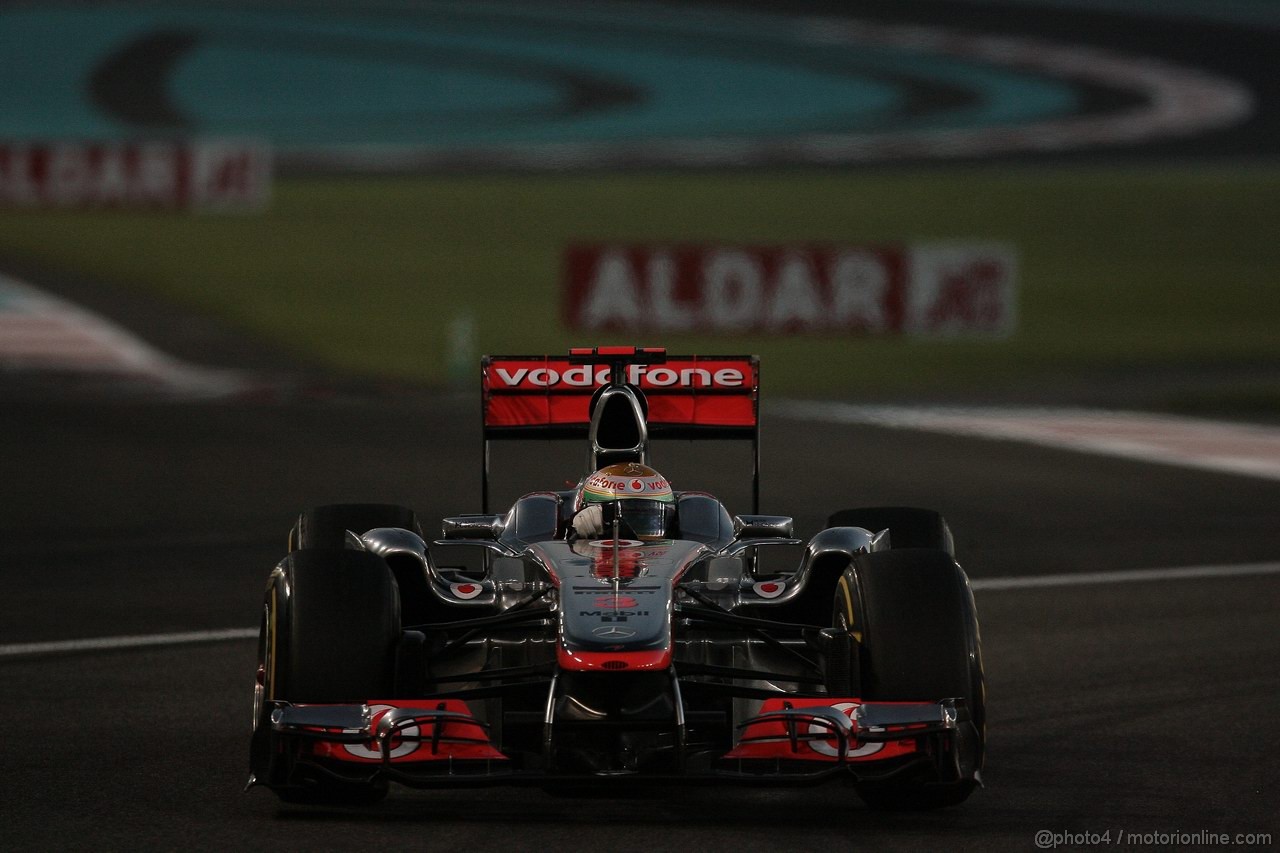 GP ABU DHABI, 13.11.2011- Gara, Lewis Hamilton (GBR), McLaren  Mercedes, MP4-26 