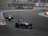 GP ABU DHABI, 13.11.2011- Gara, Michael Schumacher (GER), Mercedes GP Petronas F1 Team, MGP W02 davanti a Adrian Sutil (GER), Force India F1 Team, VJM04 