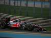 GP ABU DHABI, 13.11.2011- Gara, Jenson Button (GBR), McLaren  Mercedes, MP4-26 e Mark Webber (AUS), Red Bull Racing, RB7 