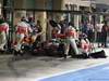 GP ABU DHABI, 13.11.2011- Gara, Pit Stop, Jenson Button (GBR), McLaren  Mercedes, MP4-26 
