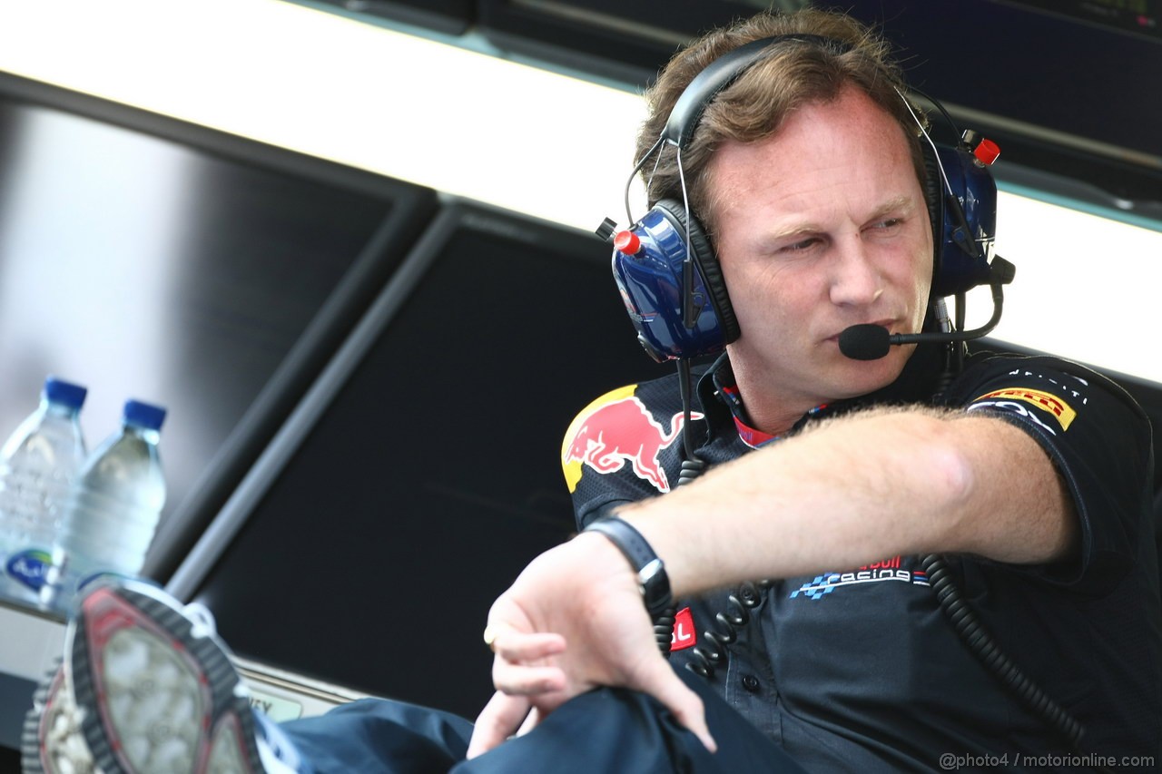GP ABU DHABI, 12.11.2011- Prove Libere 3, Sabato, Christian Horner (GBR), Red Bull Racing, Sporting Director 