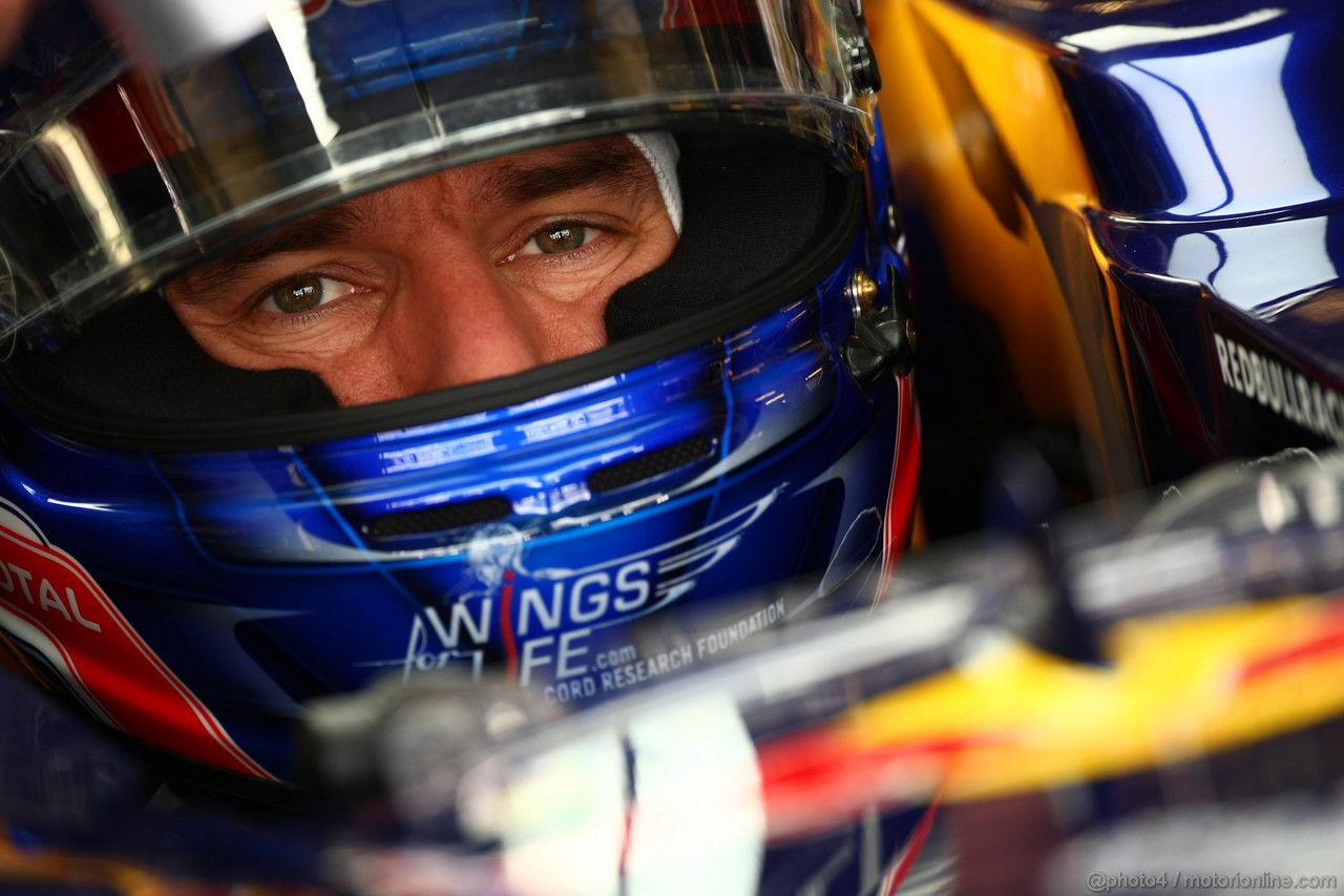 GP ABU DHABI, 12.11.2011- Prove Libere 3, Sabato, Mark Webber (AUS), Red Bull Racing, RB7 