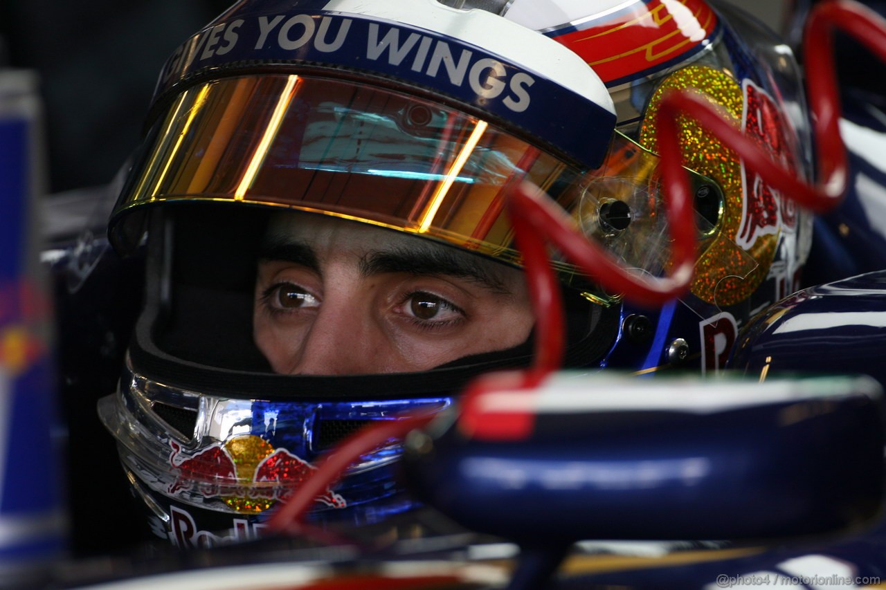 GP ABU DHABI, 12.11.2011- Prove Libere 3, Sabato, S�bastien Buemi (SUI), Scuderia Toro Rosso, STR6 