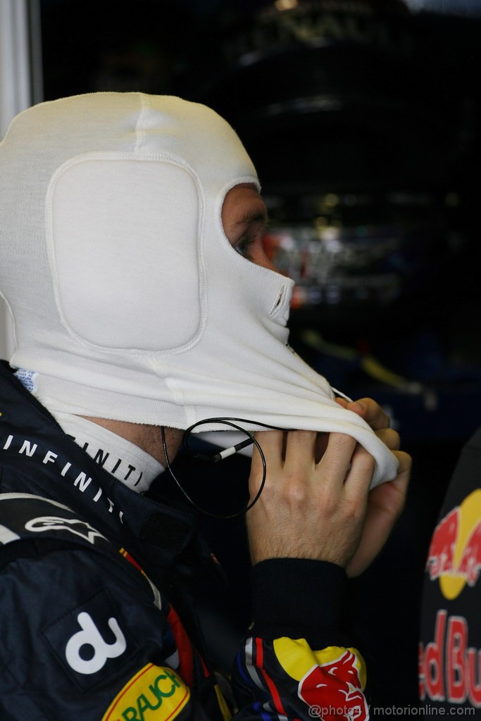 GP ABU DHABI, 12.11.2011- Prove Libere 3, Sabato, Sebastian Vettel (GER), Red Bull Racing, RB7 