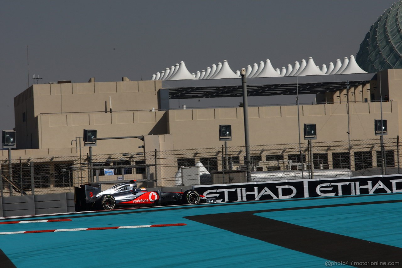 GP ABU DHABI, 12.11.2011- Prove Libere 3, Sabato, Lewis Hamilton (GBR), McLaren  Mercedes, MP4-26 