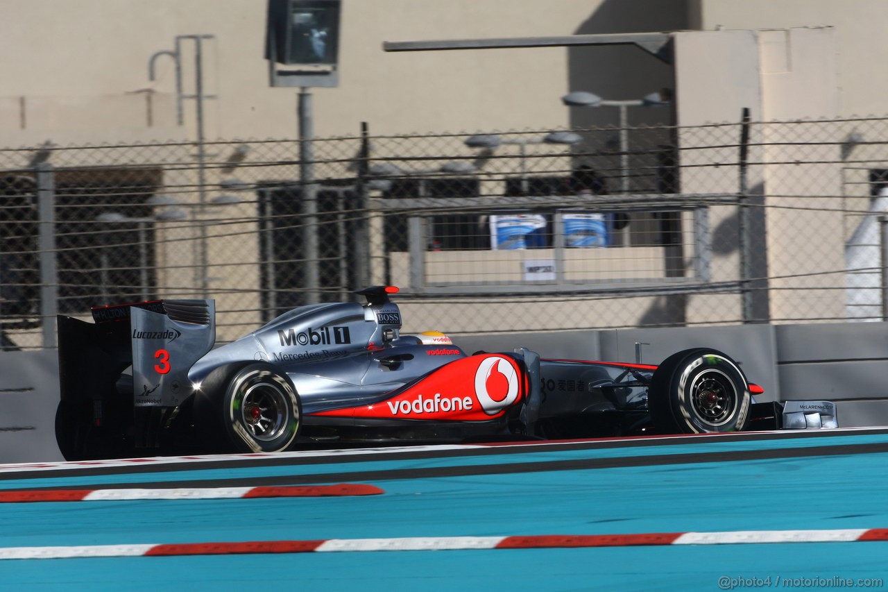 GP ABU DHABI, 12.11.2011- Prove Libere 3, Sabato, Lewis Hamilton (GBR), McLaren  Mercedes, MP4-26 
