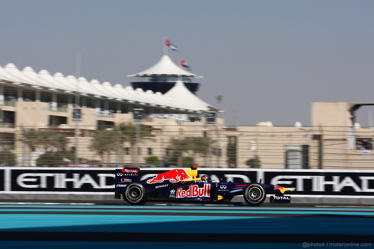 GP ABU DHABI, 12.11.2011- Prove Libere 3, Sabato, Sebastian Vettel (GER), Red Bull Racing, RB7 