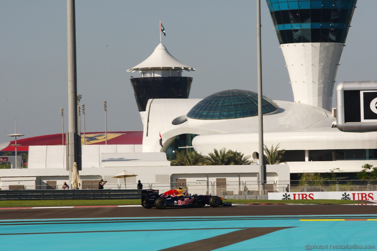 GP ABU DHABI, 12.11.2011- Prove Libere 3, Sabato, Mark Webber (AUS), Red Bull Racing, RB7 