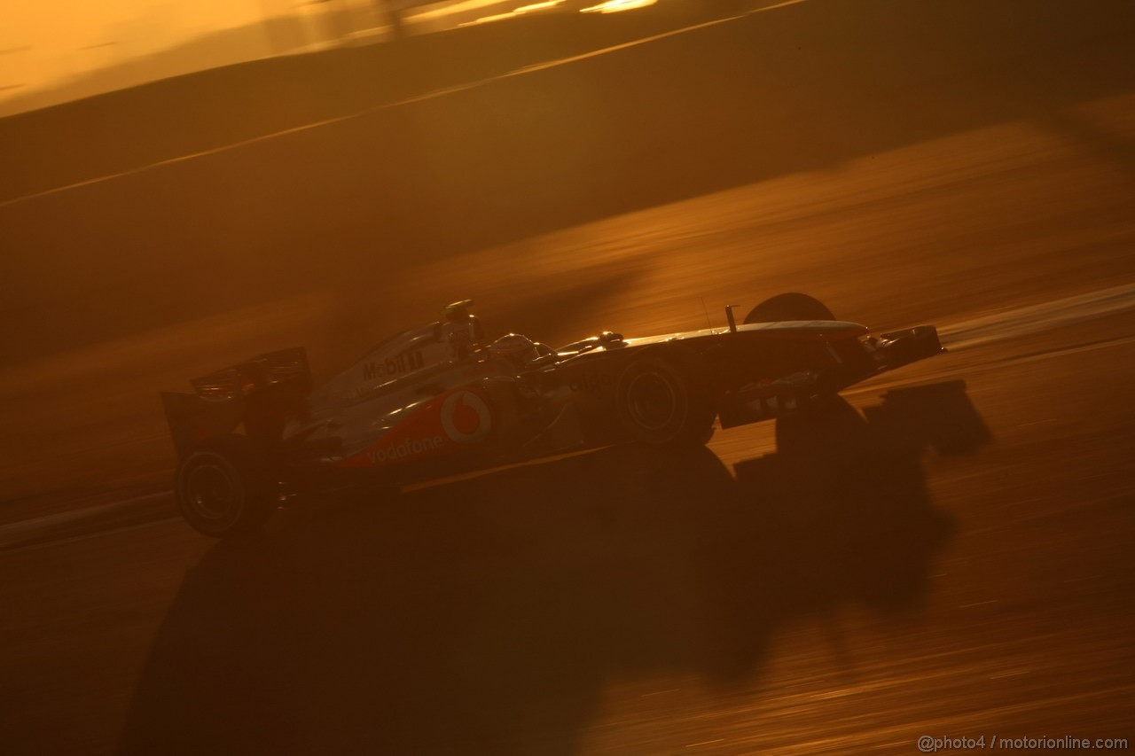 GP ABU DHABI, 12.11.2011- Qualifiche, Jenson Button (GBR), McLaren  Mercedes, MP4-26 