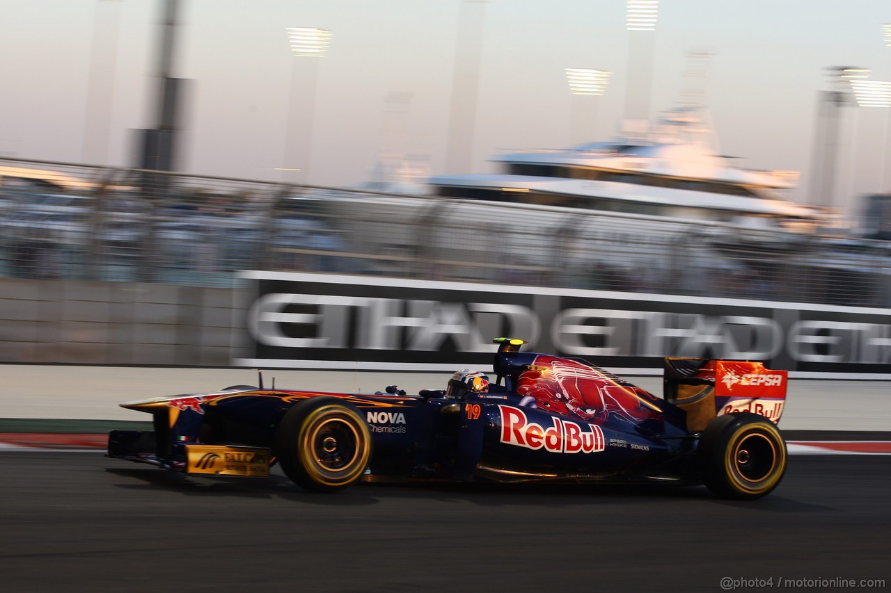 GP ABU DHABI, 12.11.2011- Qualifiche, Jaime Alguersuari (SPA), Scuderia Toro Rosso, STR6 
