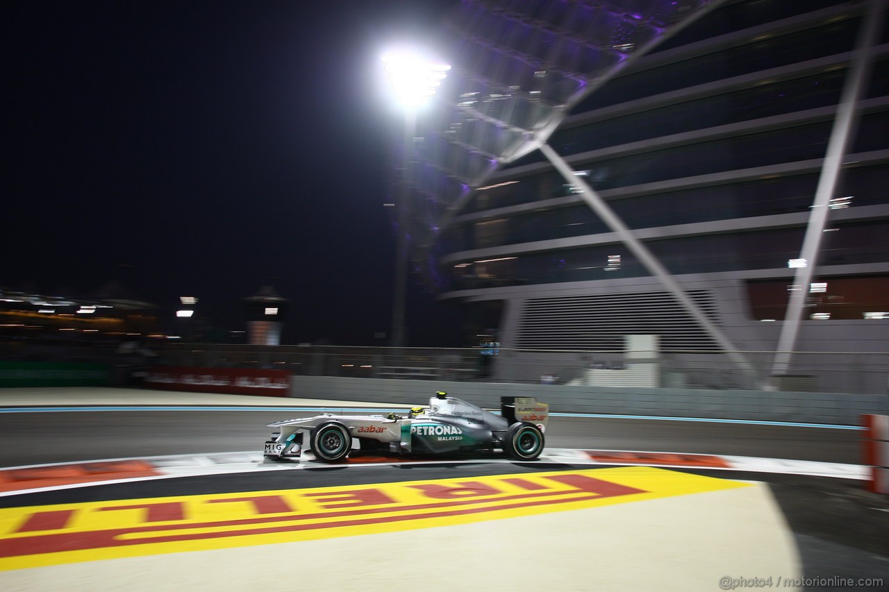 GP ABU DHABI, 12.11.2011- Qualifiche, Nico Rosberg (GER), Mercedes GP Petronas F1 Team, MGP W02 