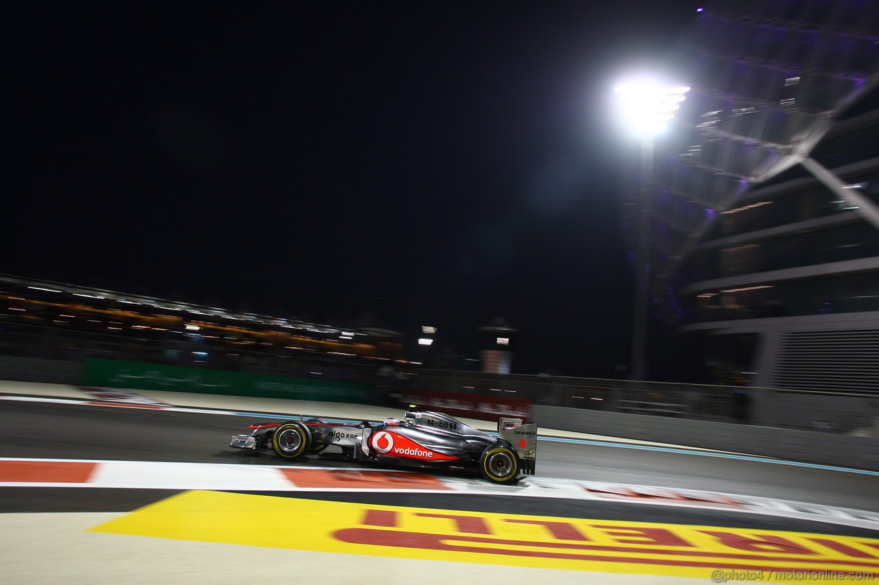 GP ABU DHABI, 12.11.2011- Qualifiche, Jenson Button (GBR), McLaren  Mercedes, MP4-26 