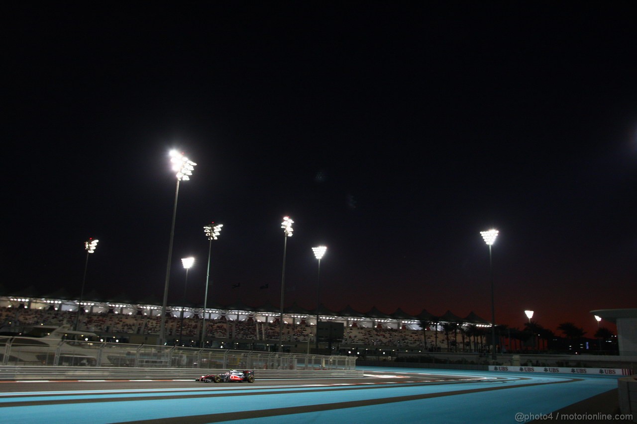 GP ABU DHABI, 12.11.2011- Qualifiche, Lewis Hamilton (GBR), McLaren  Mercedes, MP4-26 