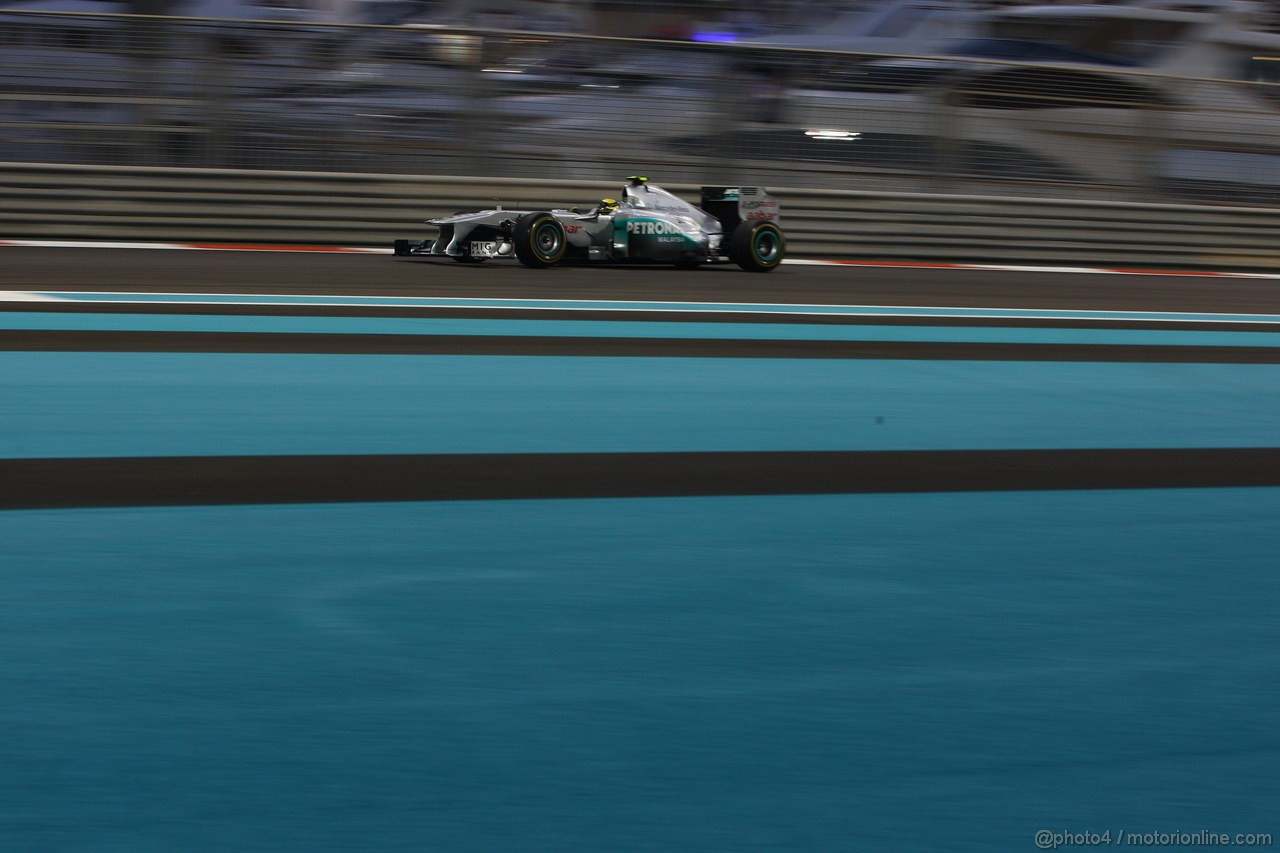GP ABU DHABI, 12.11.2011- Qualifiche, Nico Rosberg (GER), Mercedes GP Petronas F1 Team, MGP W02 