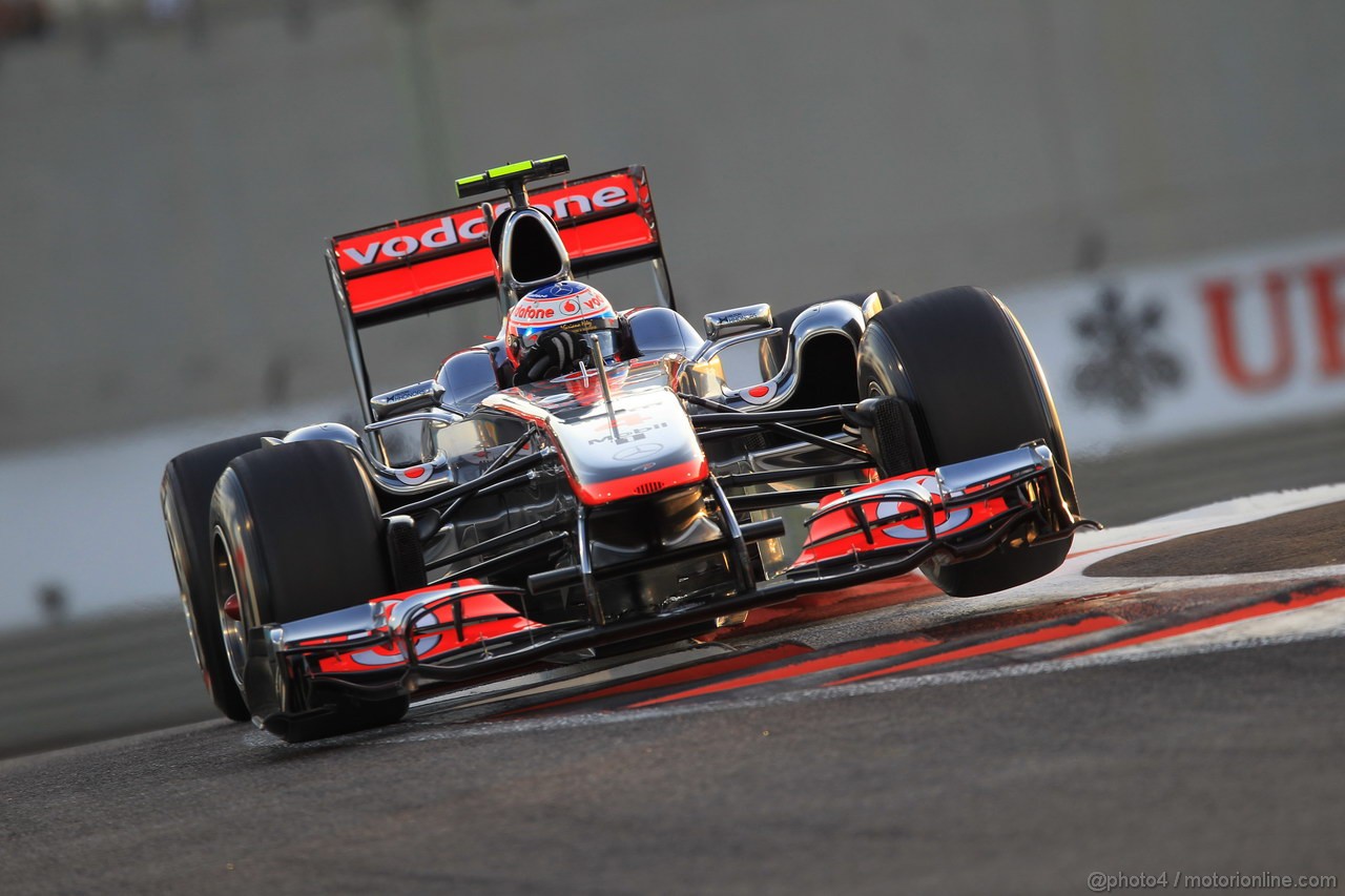 GP ABU DHABI, 12.11.2011- Qualifiche, Jenson Button (GBR), McLaren  Mercedes, MP4-26 