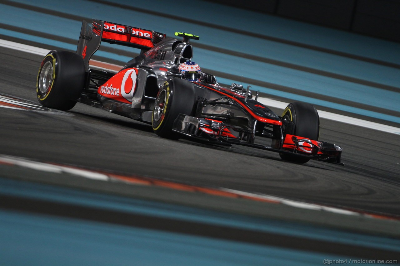 GP ABU DHABI, 12.11.2011- Qualifiche, Jenson Button (GBR), McLaren  Mercedes, MP4-26 