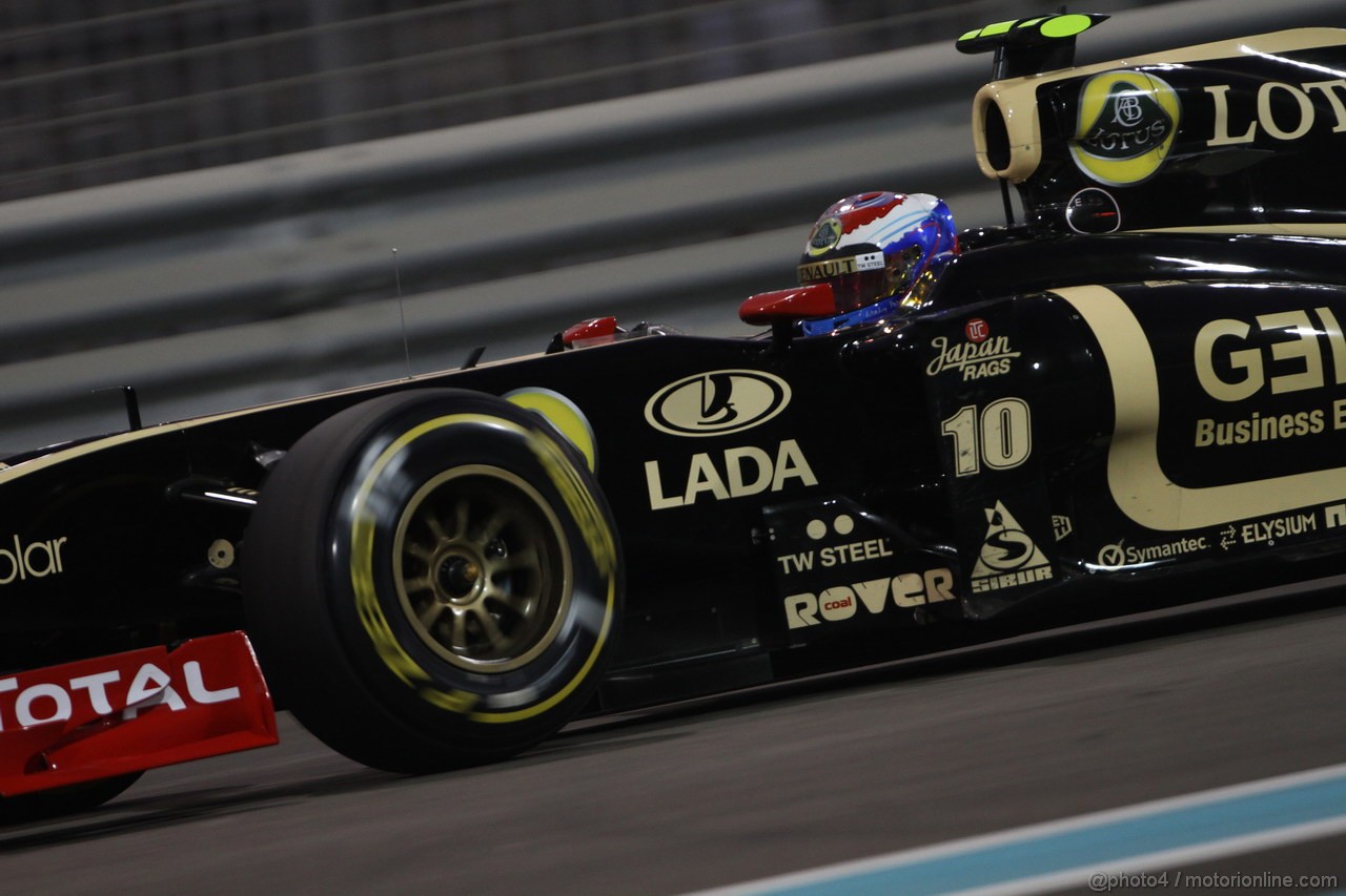 GP ABU DHABI, 12.11.2011- Qualifiche, Vitaly Petrov (RUS), Lotus Renault GP, R31 