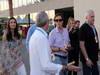 GP ABU DHABI, 12.11.2011- Qualifiche, Paul McCartney Arrives at the circuit with sua moglie