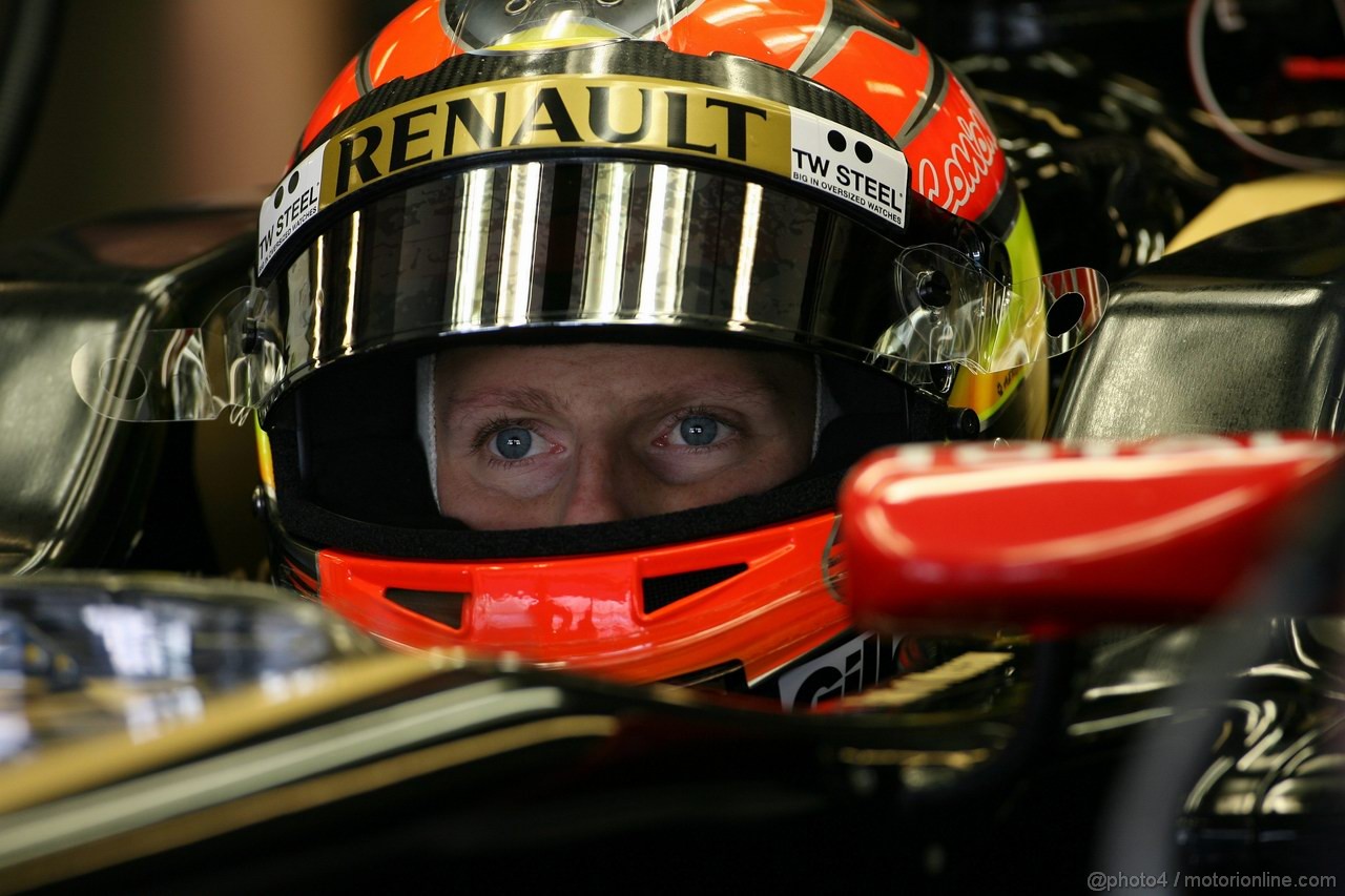 GP ABU DHABI, 11.11.2011- Prove Libere 1, Venerdi', Romain Grosjean (FRA), Test driver Lotus Renault GP, R31 