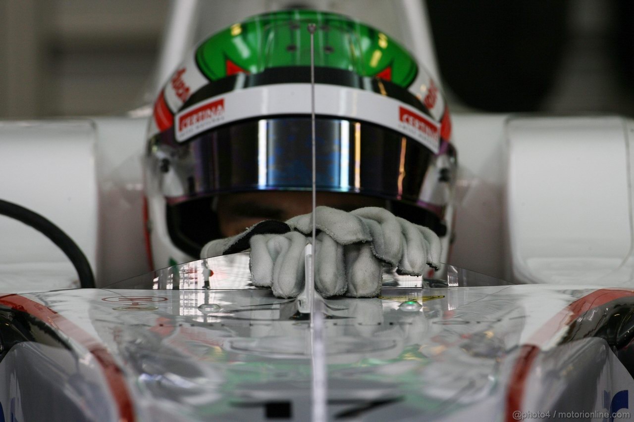 GP ABU DHABI, 11.11.2011- Prove Libere 1, Venerdi', Sergio Pérez (MEX), Sauber F1 Team C30 