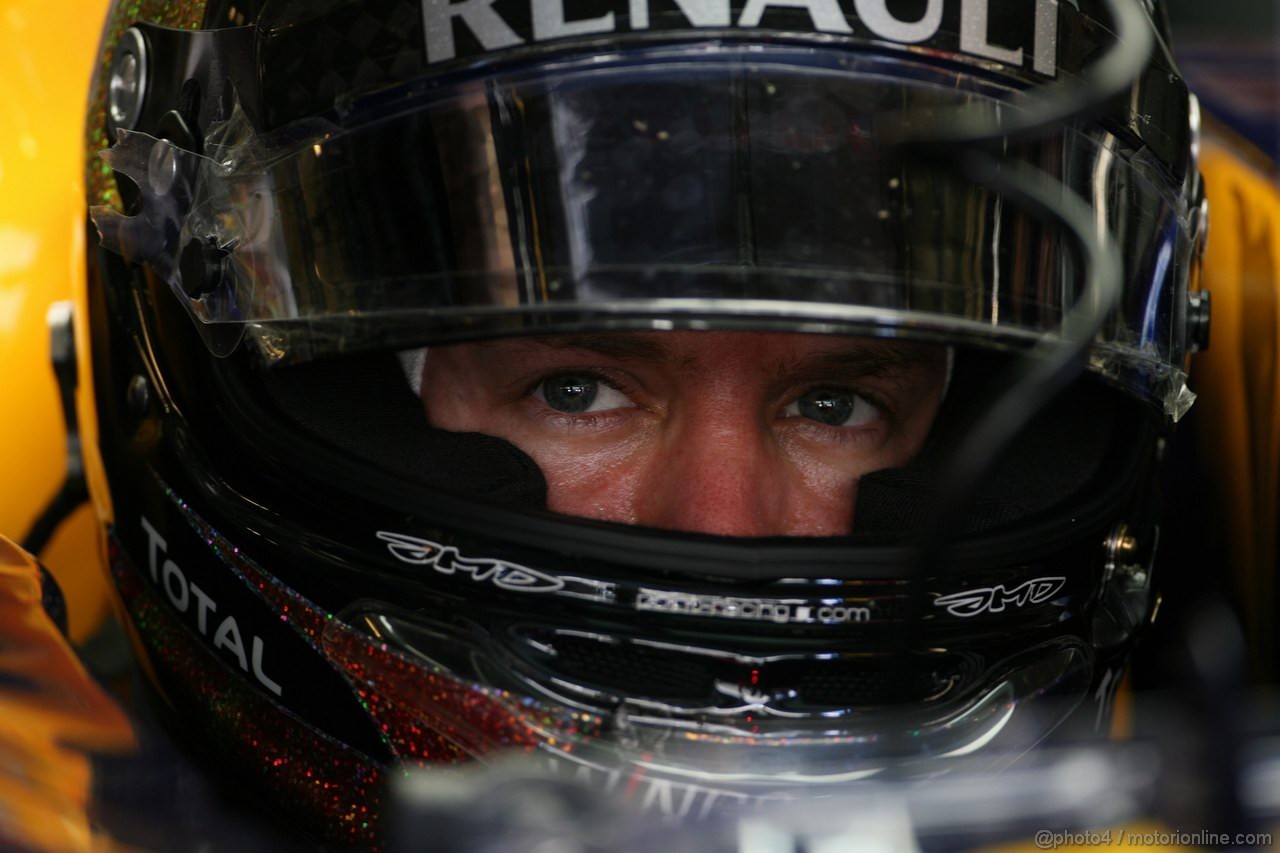 GP ABU DHABI, 11.11.2011- Prove Libere 1, Venerdi', Sebastian Vettel (GER), Red Bull Racing, RB7
