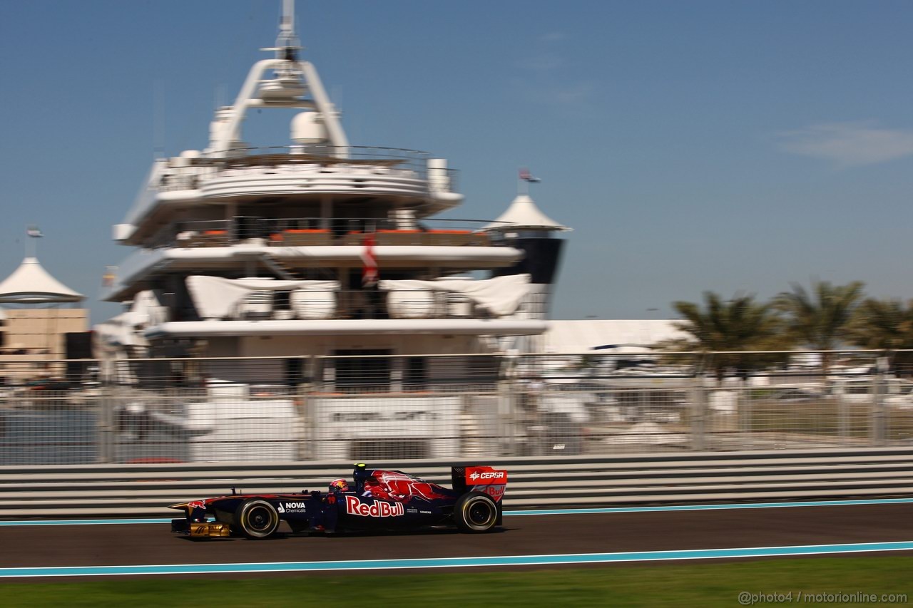 GP ABU DHABI, 11.11.2011- Prove Libere 1, Venerdi', Jaime Alguersuari (SPA), Scuderia Toro Rosso, STR6 