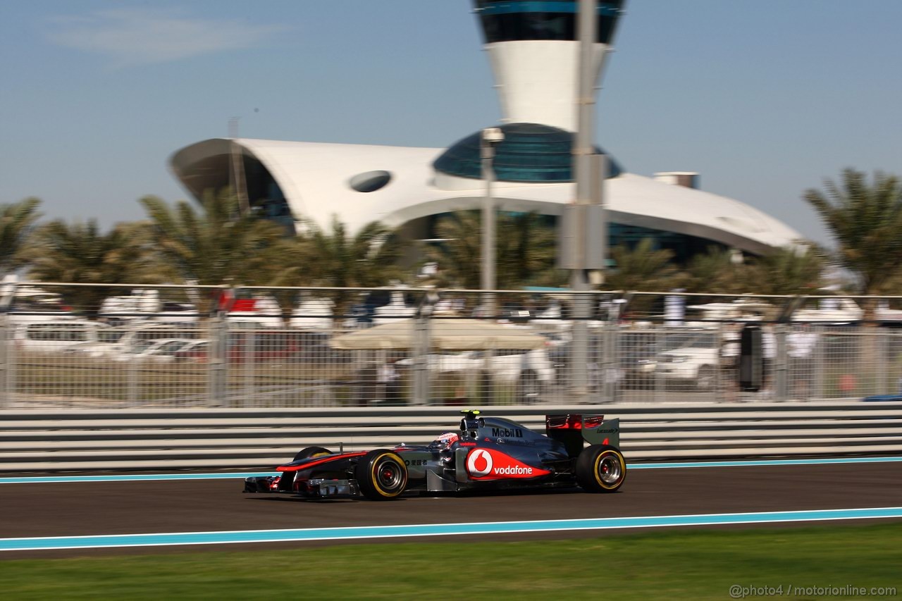 GP ABU DHABI, 11.11.2011- Prove Libere 1, Venerdi', Jenson Button (GBR), McLaren Mercedes, MP4-26