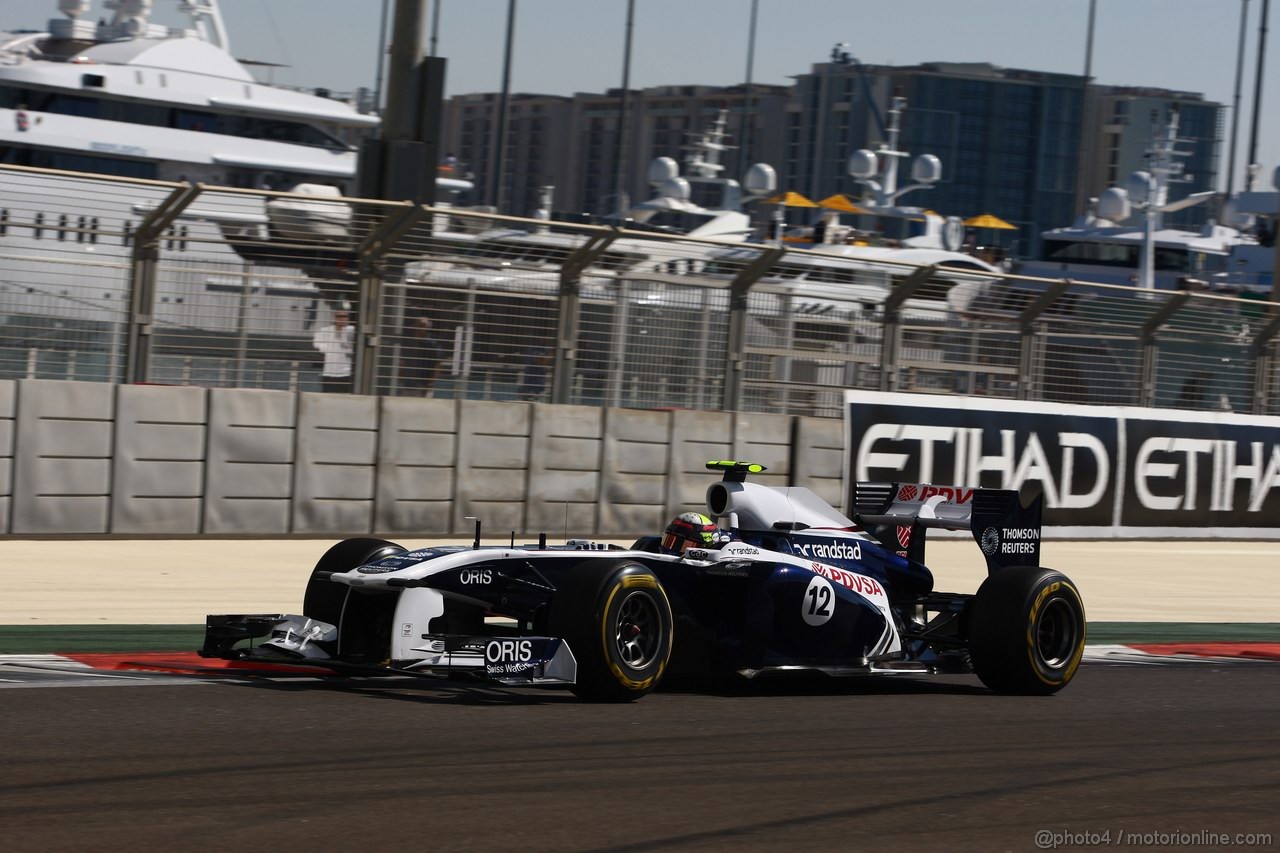 GP ABU DHABI, 11.11.2011- Prove Libere 1, Venerdi', Pastor Maldonado (VEN), Williams FW33