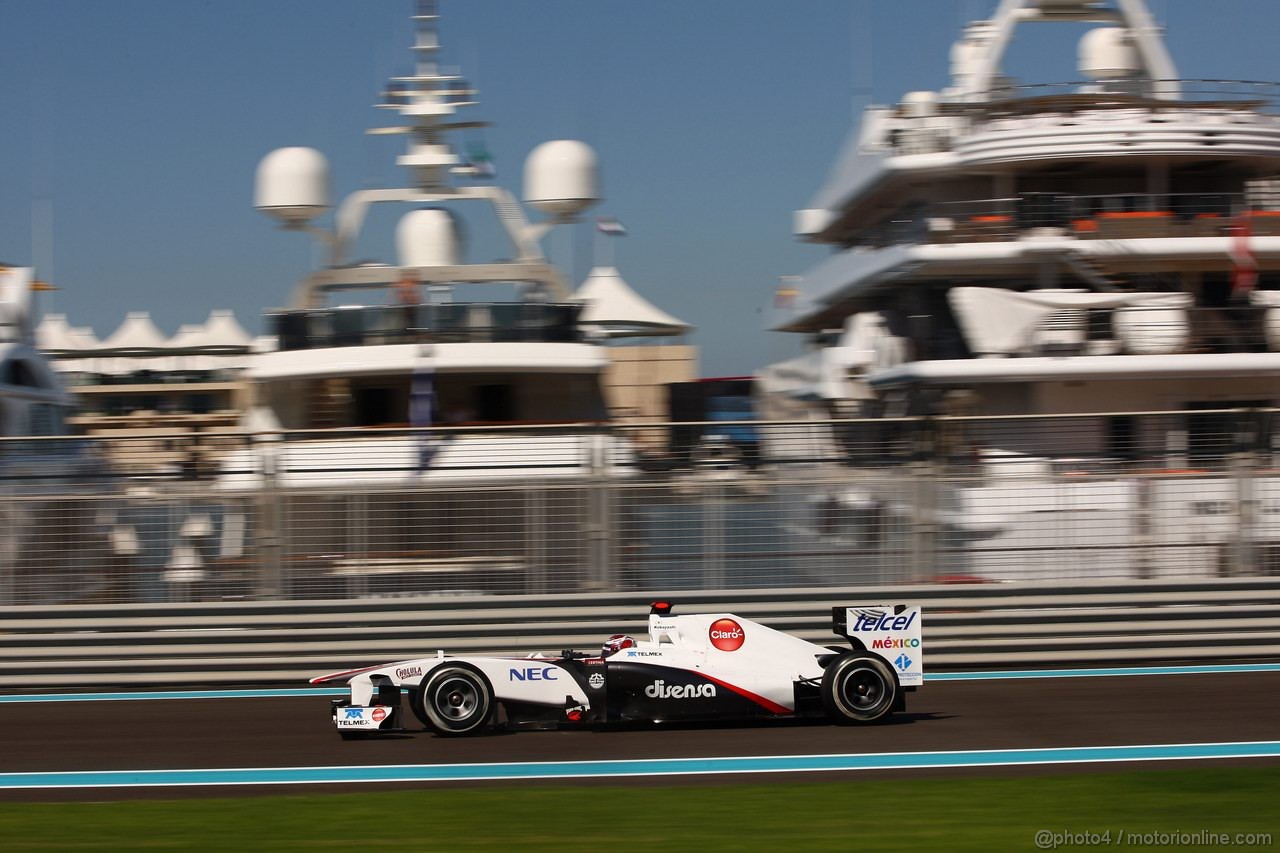 GP ABU DHABI, 11.11.2011- Prove Libere 1, Venerdi', Kamui Kobayashi (JAP), Sauber F1 Team C30