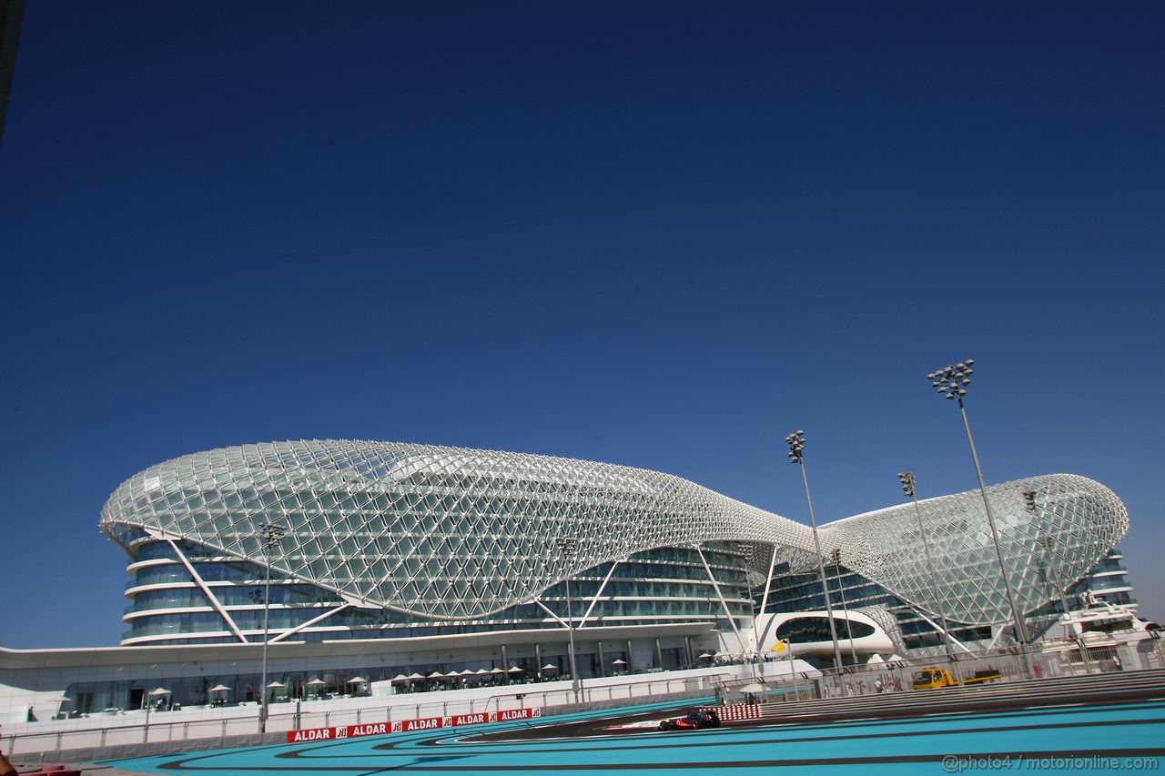 GP ABU DHABI, 11.11.2011- Prove Libere 1, Venerdi', Jenson Button (GBR), McLaren Mercedes, MP4-26