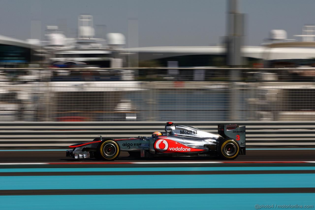 GP ABU DHABI, 11.11.2011- Prove Libere 1, Venerdi', Lewis Hamilton (GBR), McLaren  Mercedes, MP4-26 