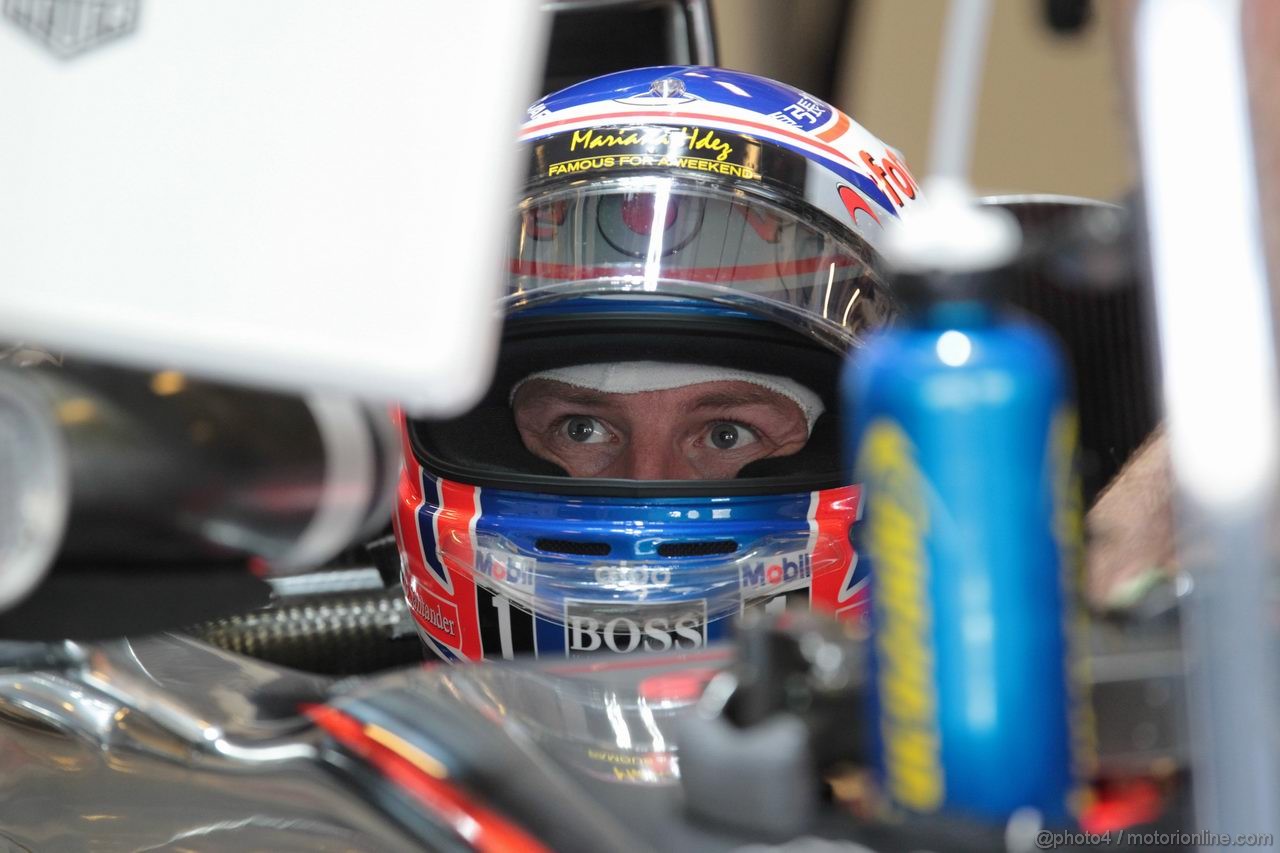 GP ABU DHABI, 11.11.2011- Prove Libere 1, Venerdi', Jenson Button (GBR), McLaren  Mercedes, MP4-26 