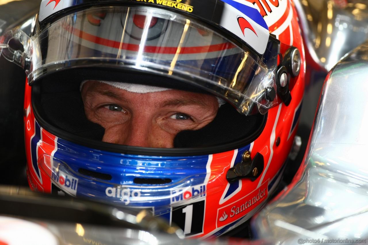 GP ABU DHABI, 11.11.2011- Prove Libere 1, Venerdi', Jenson Button (GBR), McLaren  Mercedes, MP4-26 