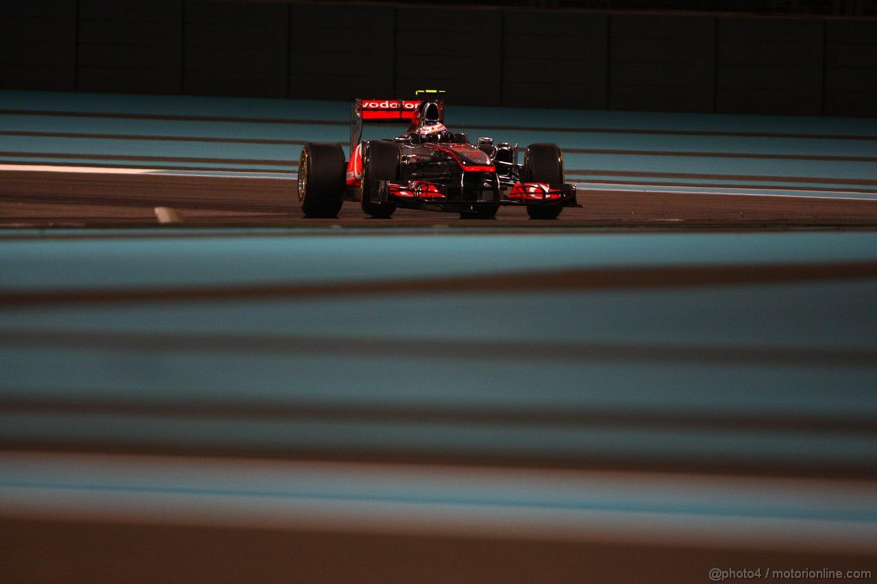 GP ABU DHABI, 11.11.2011- Prove Libere 2, Venerdi', Jenson Button (GBR), McLaren  Mercedes, MP4-26 