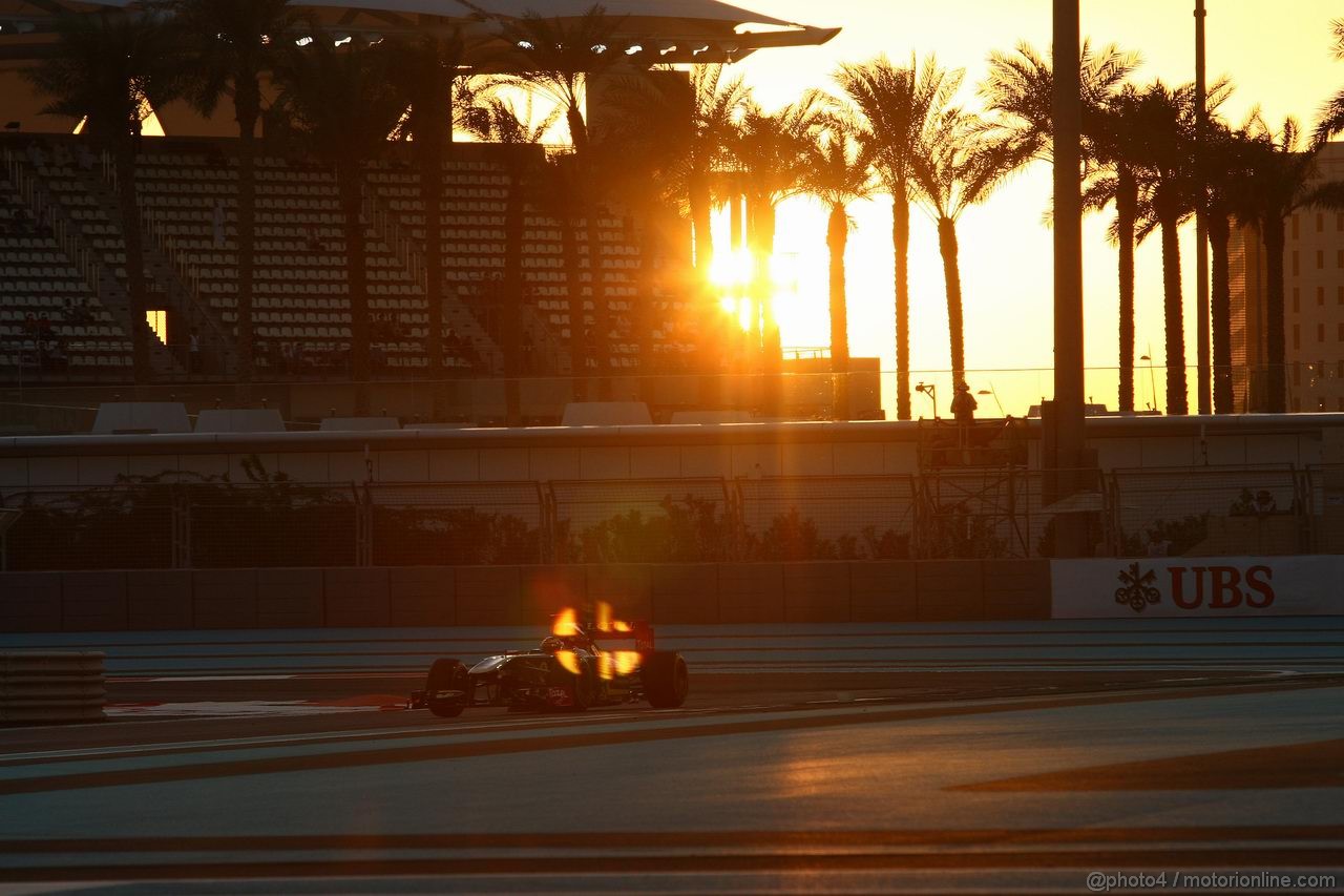 GP ABU DHABI, 11.11.2011- Prove Libere 2, Venerdi', Bruno Senna (BRA), Lotus Renault GP R31 