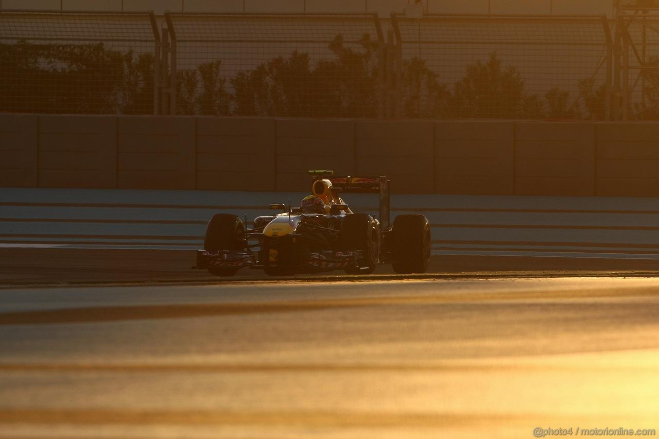 GP ABU DHABI, 11.11.2011- Prove Libere 2, Venerdi', Mark Webber (AUS), Red Bull Racing, RB7 