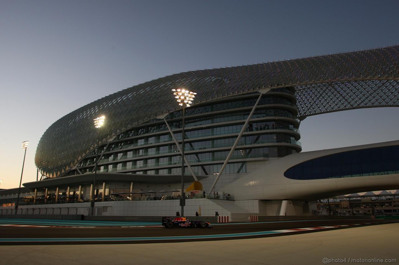 GP ABU DHABI, 11.11.2011- Prove Libere 2, Venerdi', Sebastian Vettel (GER), Red Bull Racing, RB7