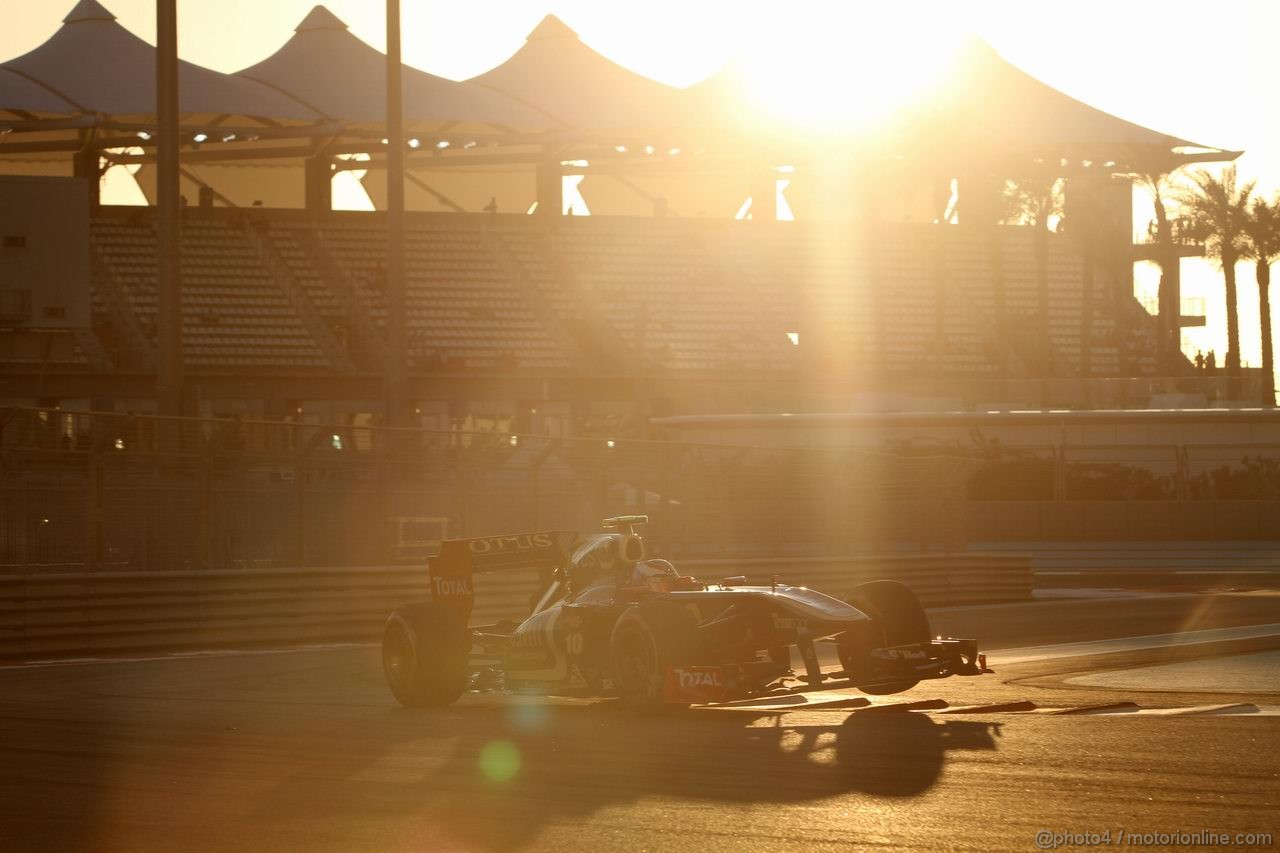 GP ABU DHABI, 11.11.2011- Prove Libere 2, Venerdi', Vitaly Petrov (RUS), Lotus Renault GP, R31 