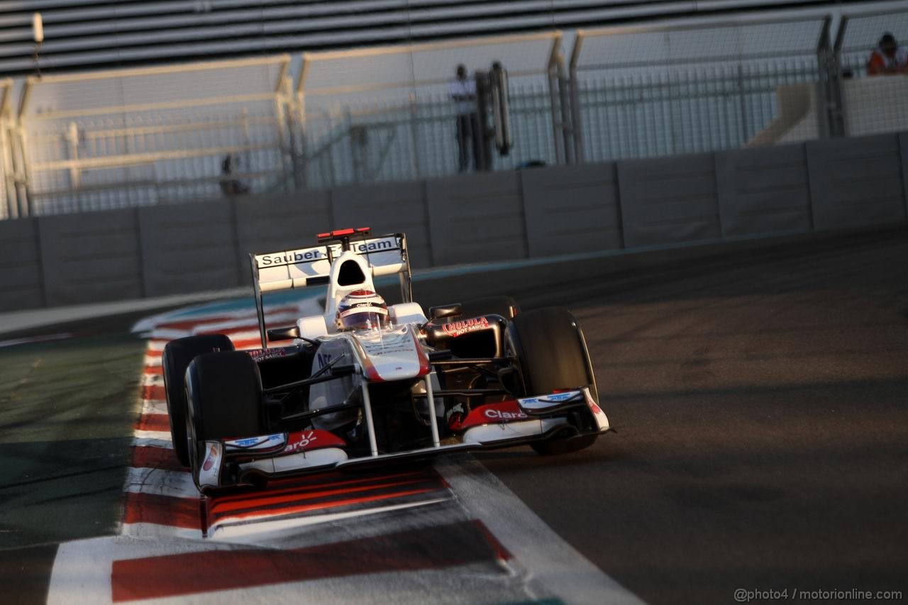 GP ABU DHABI, 11.11.2011- Prove Libere 2, Venerdi', Kamui Kobayashi (JAP), Sauber F1 Team C30