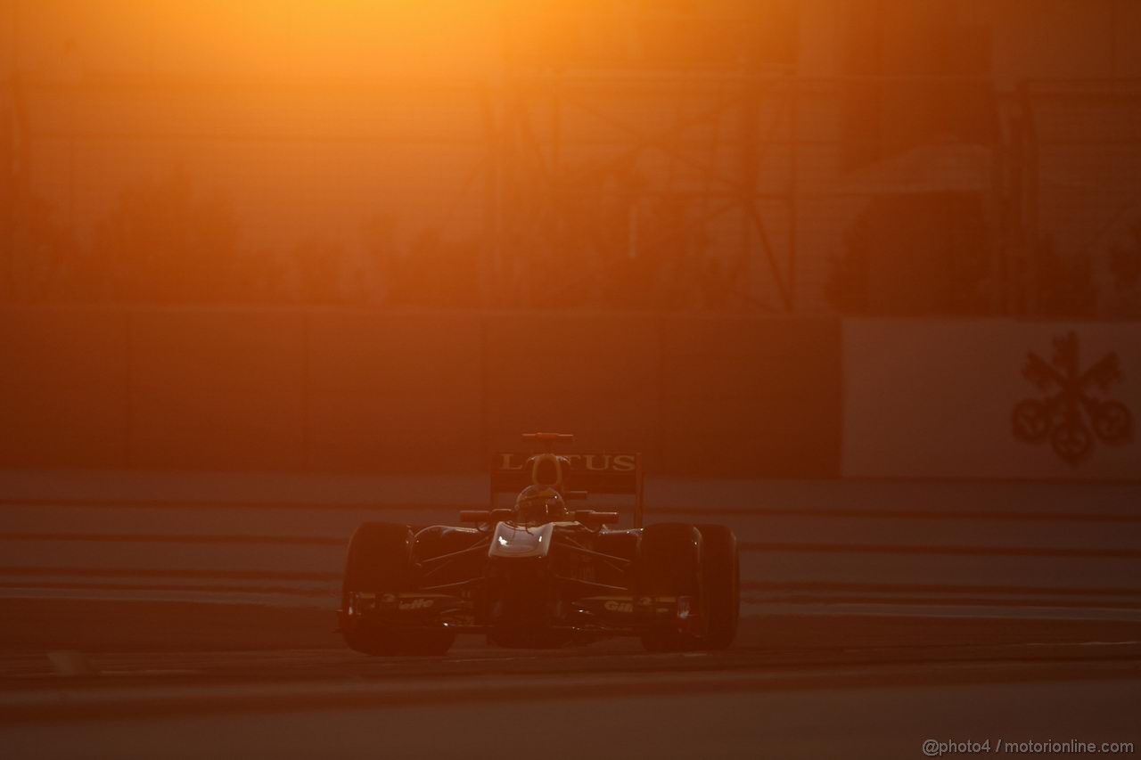 GP ABU DHABI, 11.11.2011- Prove Libere 2, Venerdi', Bruno Senna (BRA), Lotus Renault GP R31
